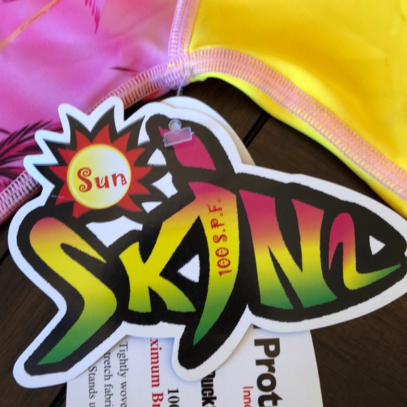 New Skinz rash guard/100* SFP - Picture 5 of 10